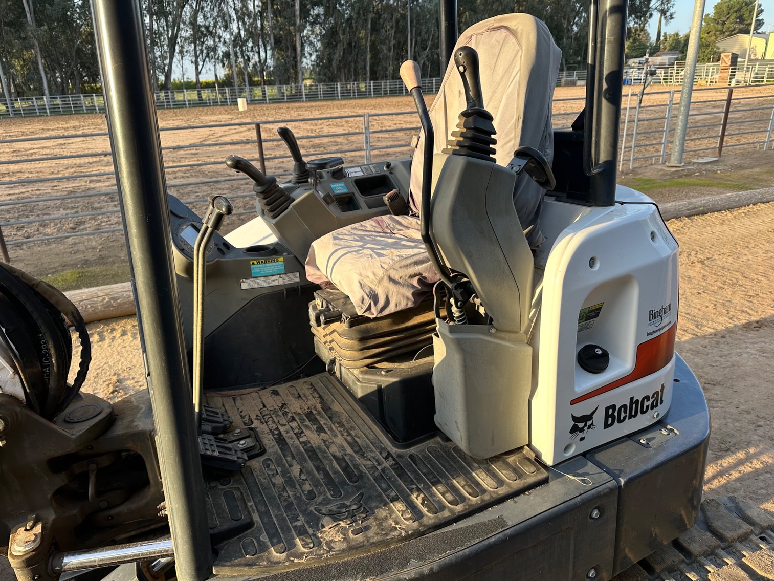 Image for 2019 Bobcat E50