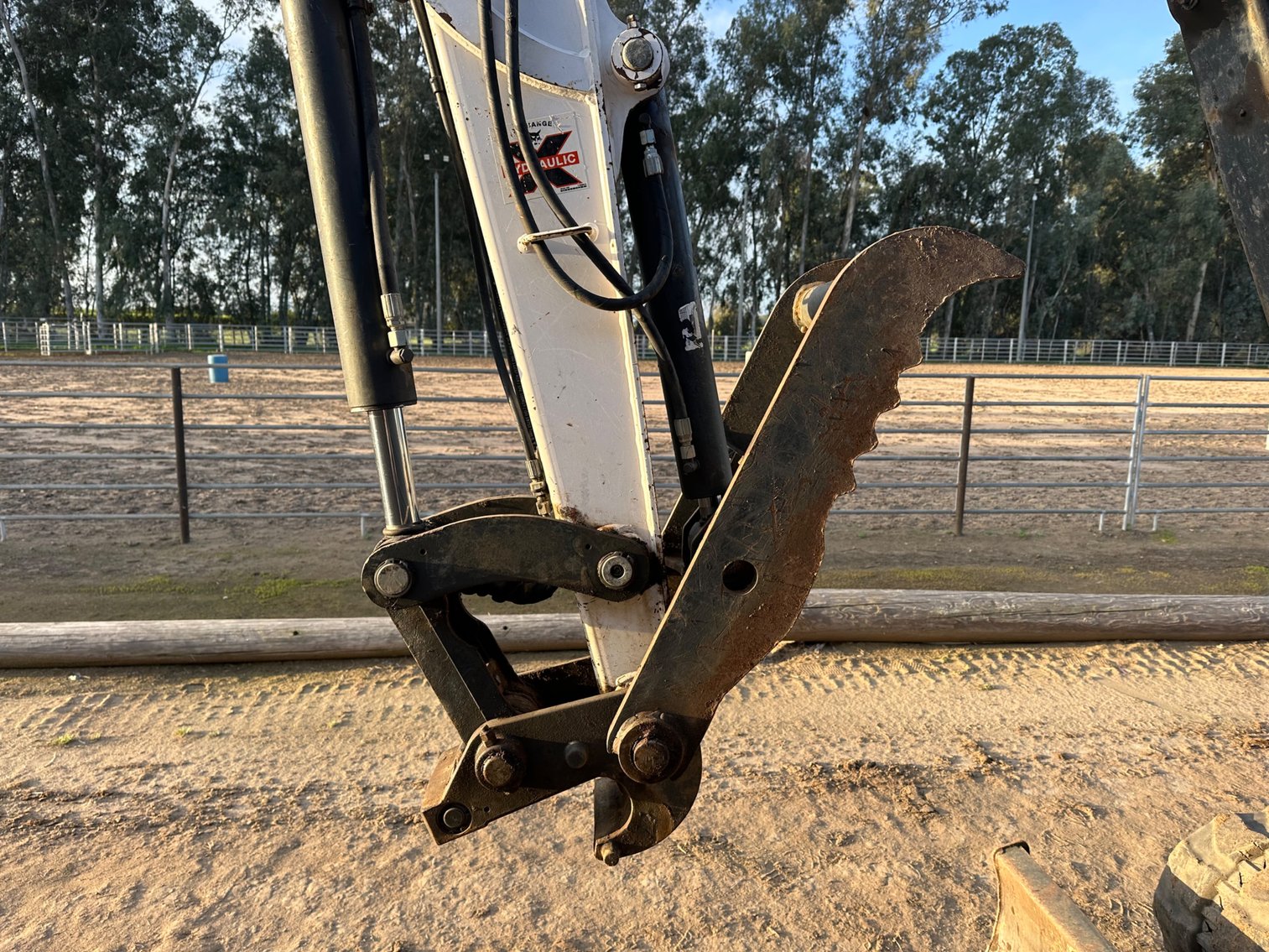 Image for 2019 Bobcat E50