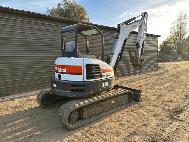 Image for 2019 Bobcat E50