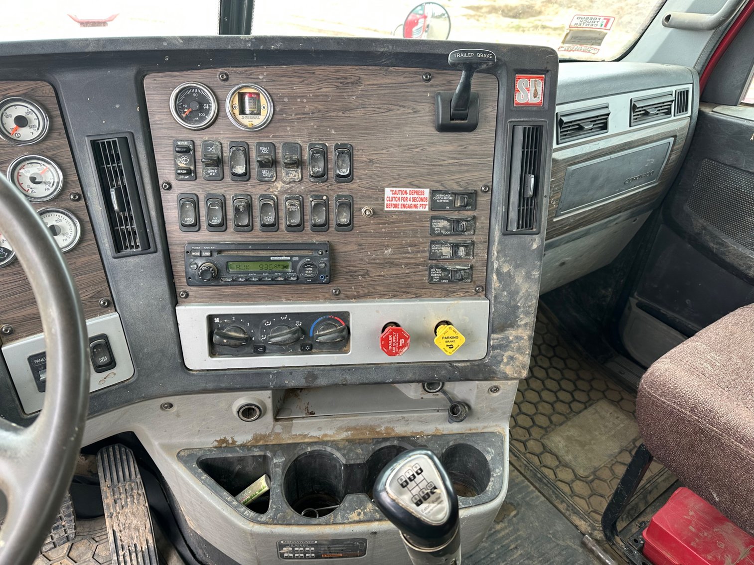 Image for 2011 Freightliner Coronado 4000 Gallon Water Truck