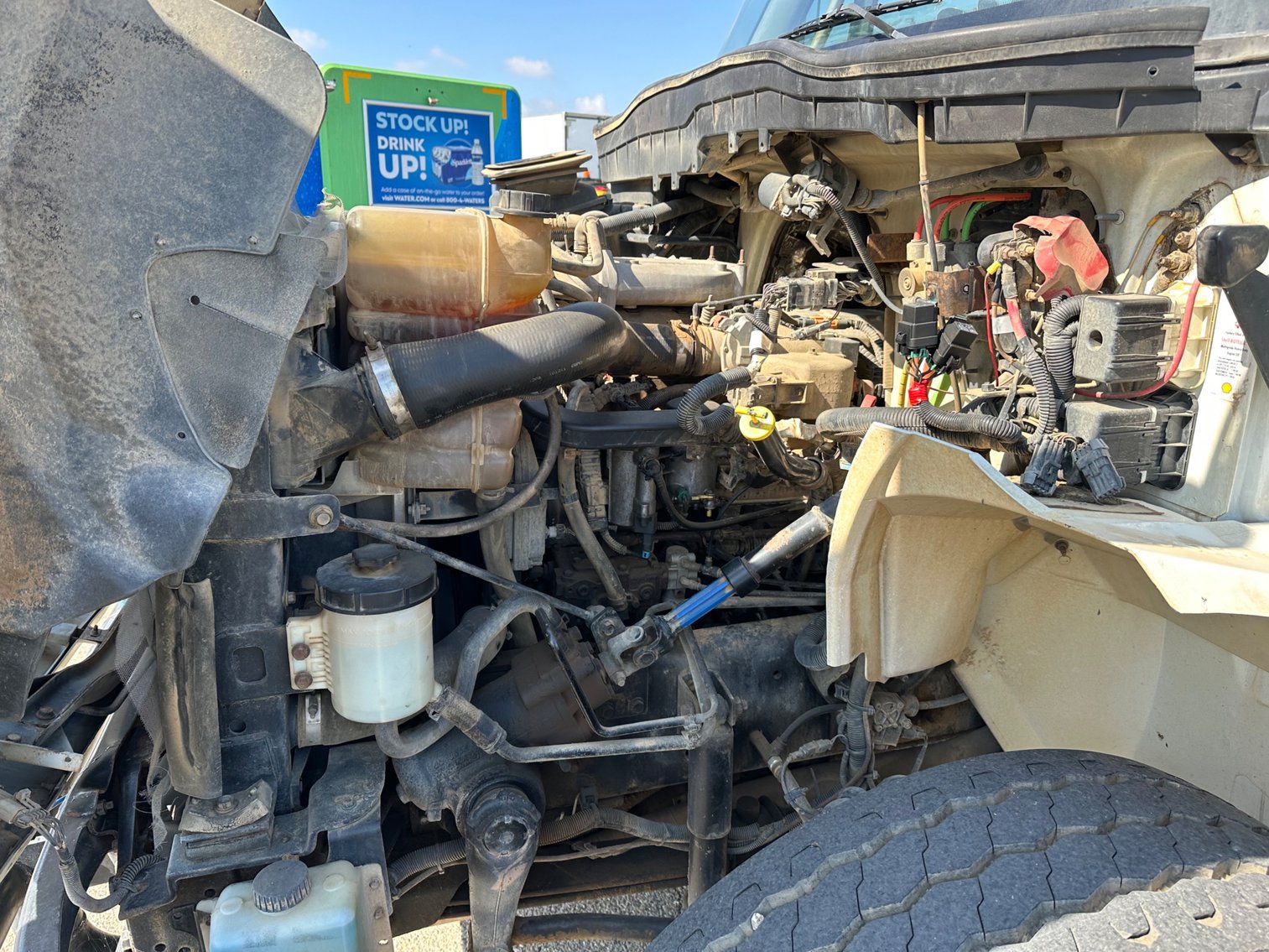 Image for 2012 International 4400 T/A 4000 Gallon Water Truck