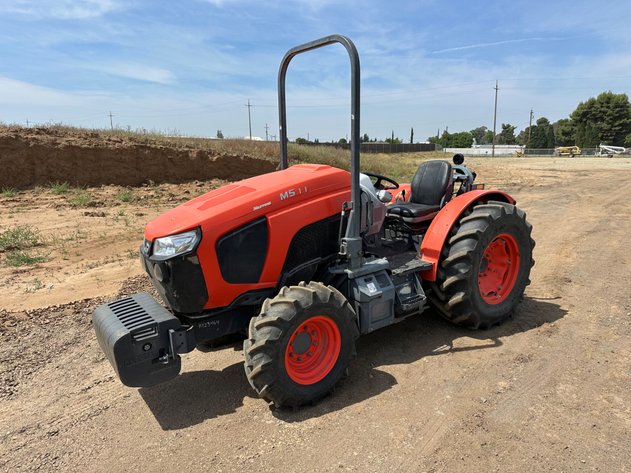 Image for 2018 Kubota M5-111 4wd Tractor