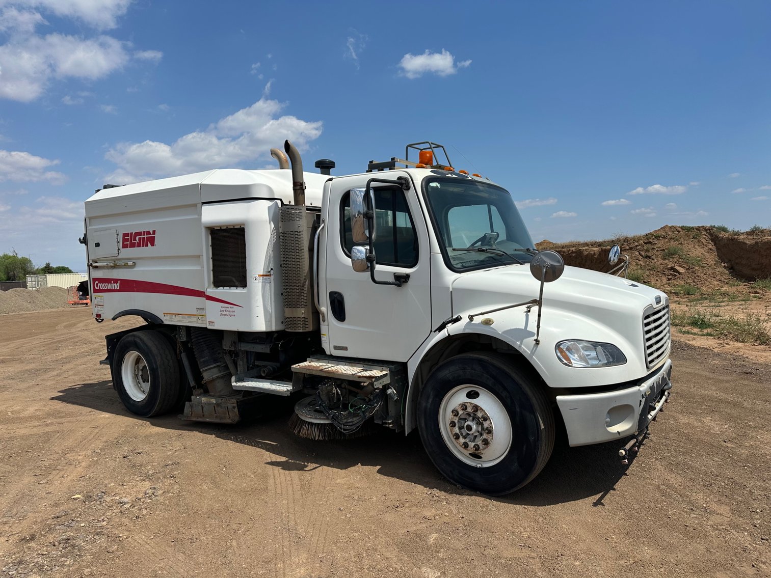 Image for 2012 Freightliner M2 Elgin Crosswind Sweeper
