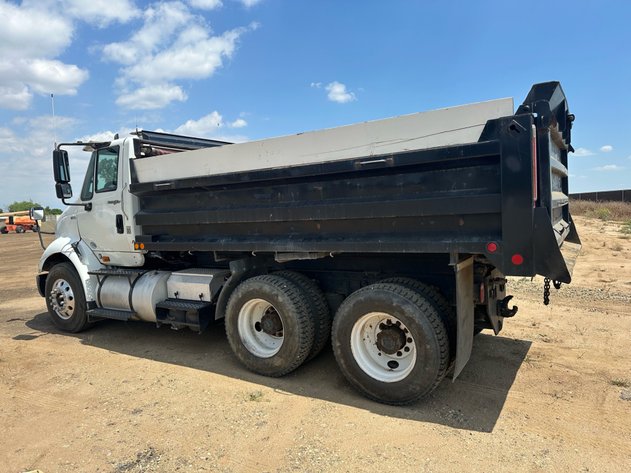 Image for 2013 International 8600 T/A Dump Truck