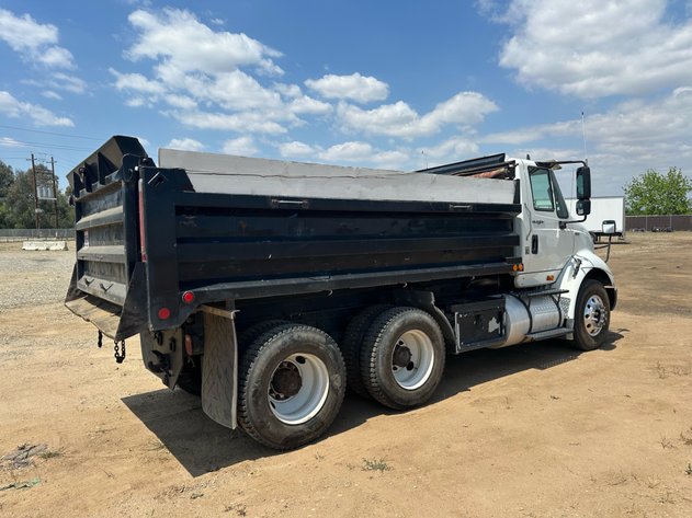 Image for 2013 International 8600 T/A Dump Truck