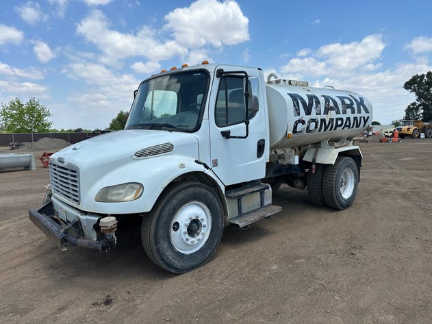 Image for 2007 Freightliner M2 2000 Gallon Water Truck