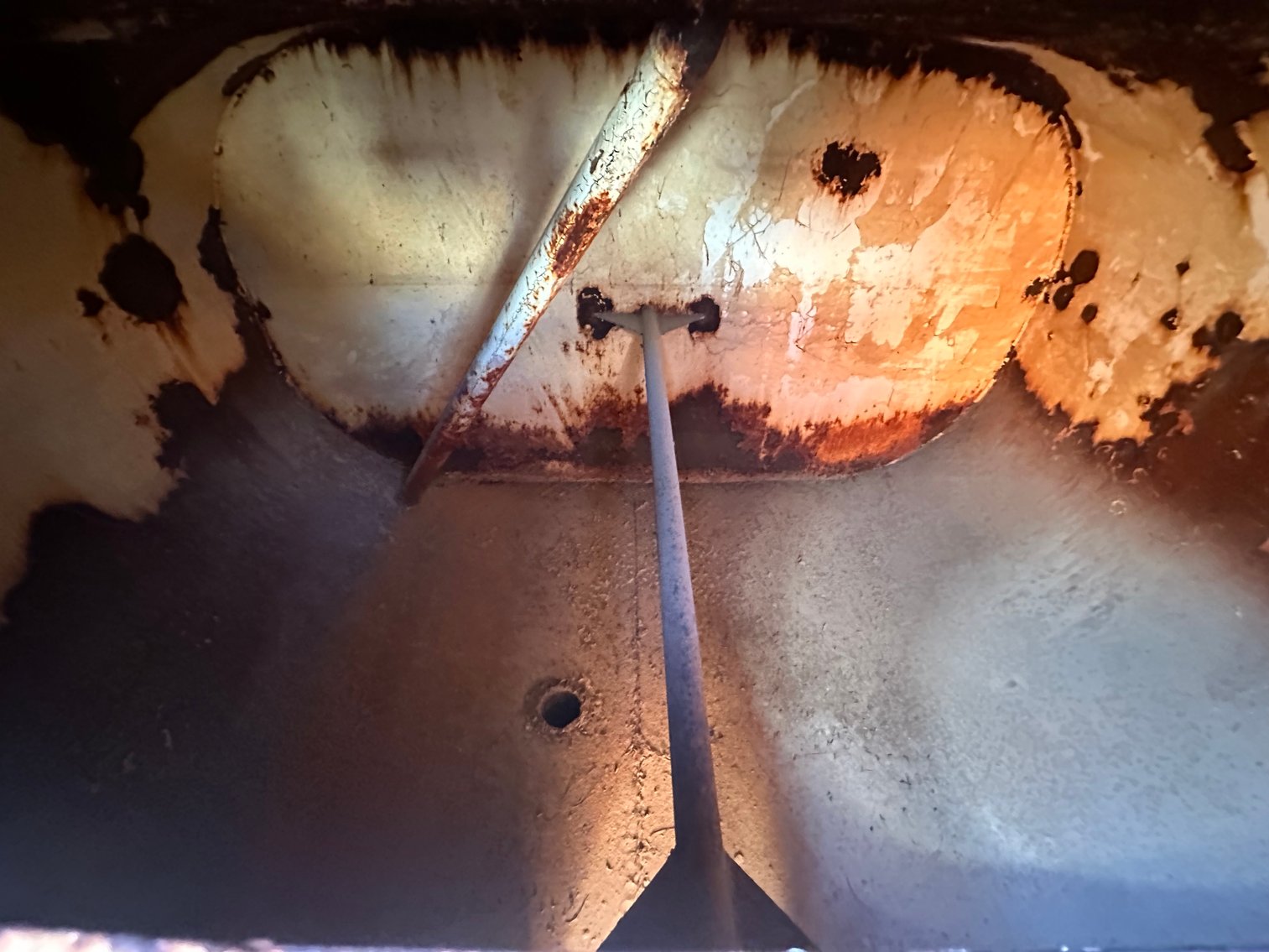 Image for 1987 International F2375 2000 Gallon Water Truck