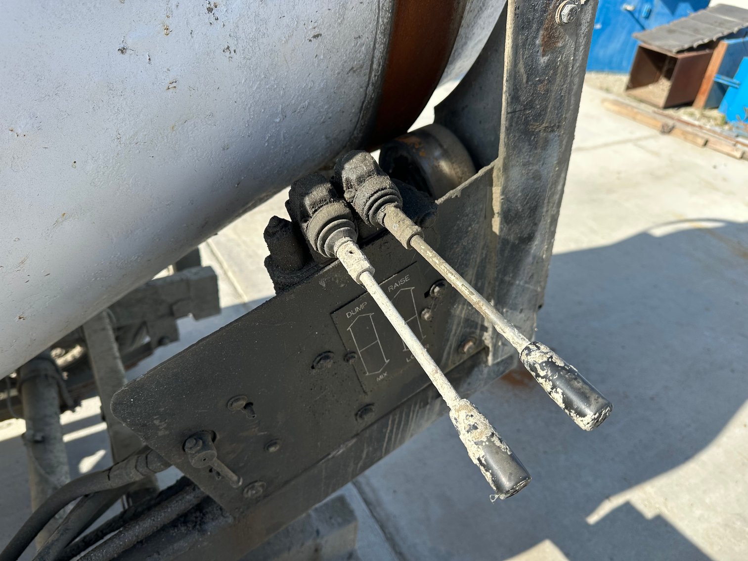 Image for 1 Yard Portable Mixer