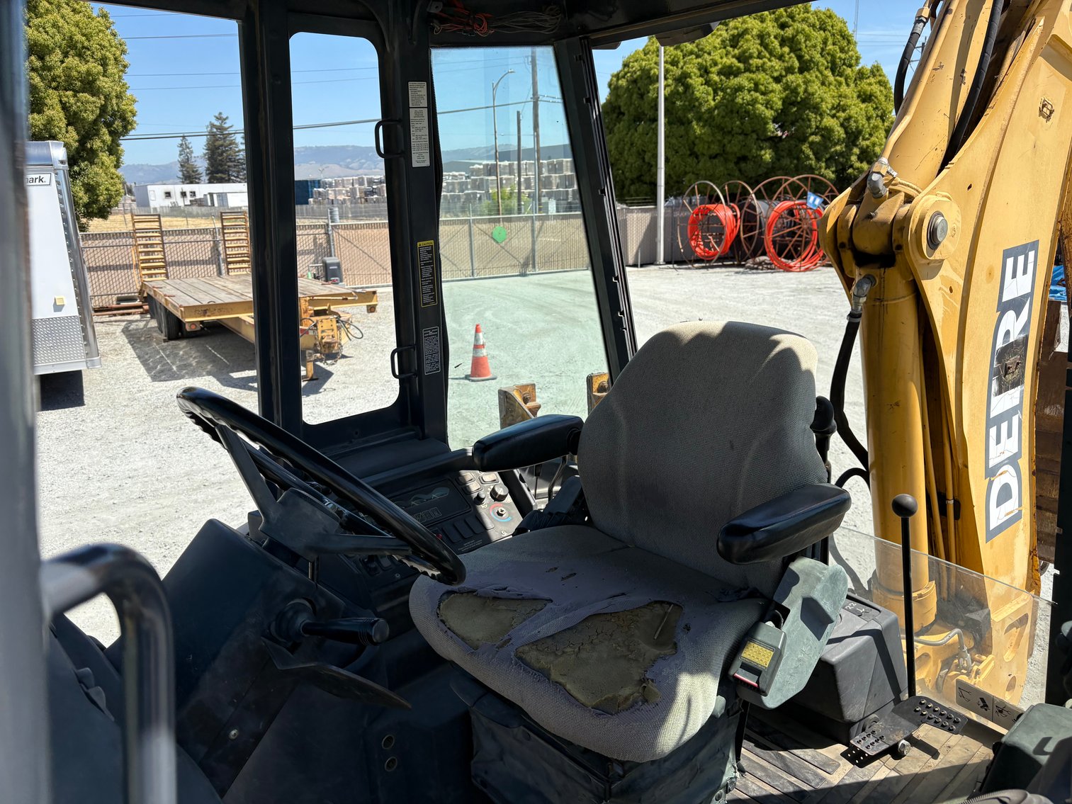 Image for 2002 John Deere 310G