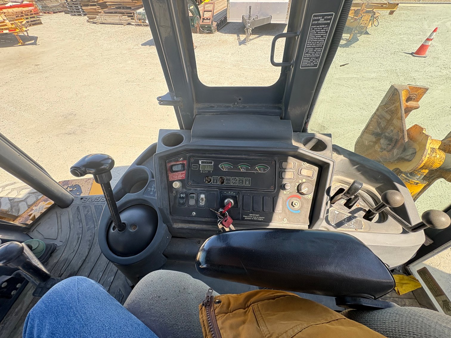 Image for 2002 John Deere 310G