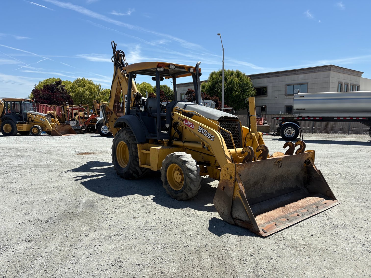 Image for 2005 John Deere 310SG