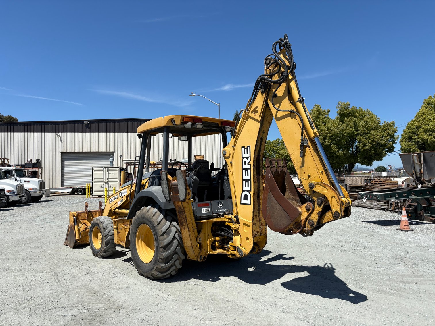 Image for 2005 John Deere 310SG