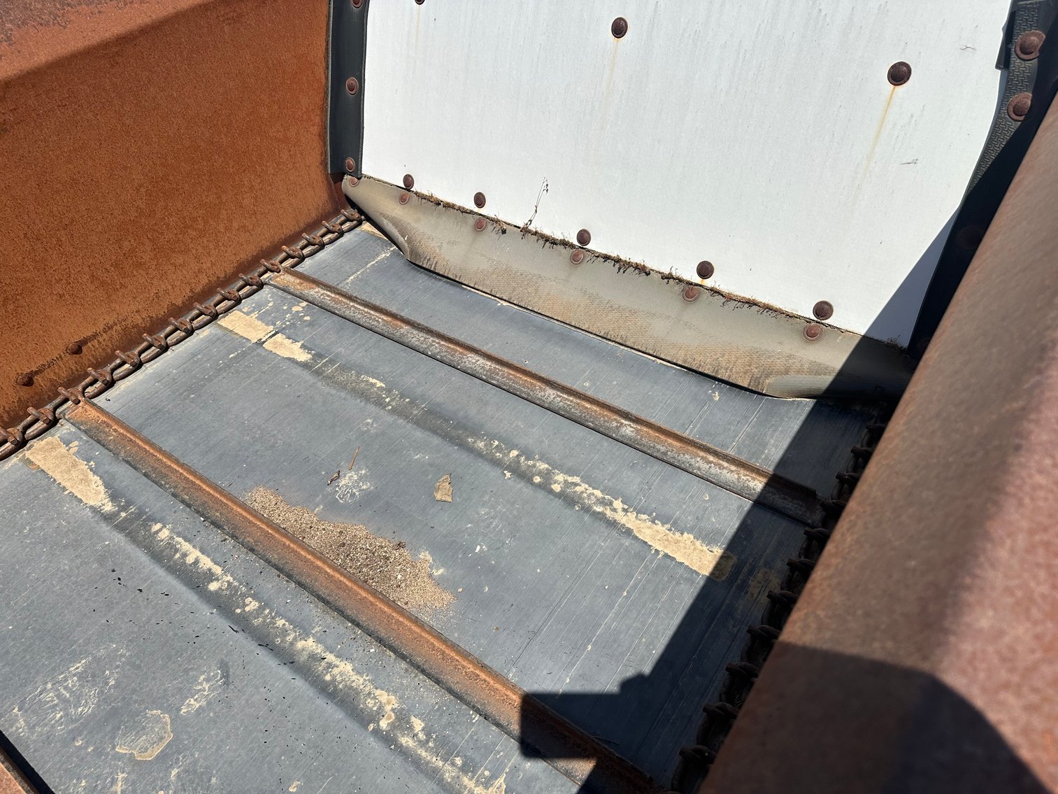 Image for H&S S2117 175 BU Manure Spreader