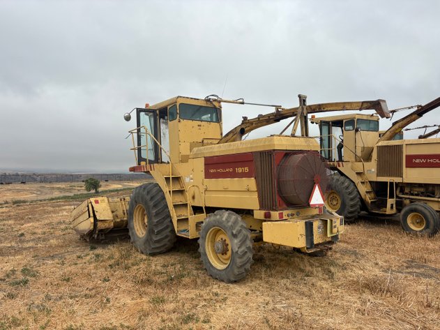 Image for New Holland 1915 2WD Forage Harvester