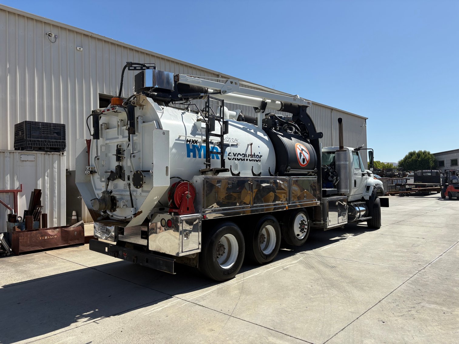 Image for 2013 International 7600 SBA Vac Truck