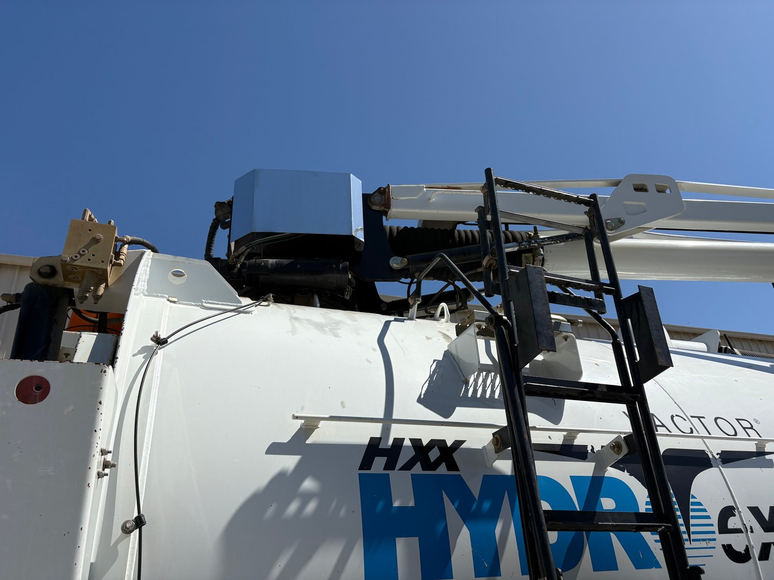 Image for 2013 International 7600 SBA Vac Truck