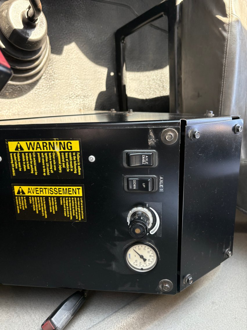 Image for 2013 International 7600 SBA Vac Truck