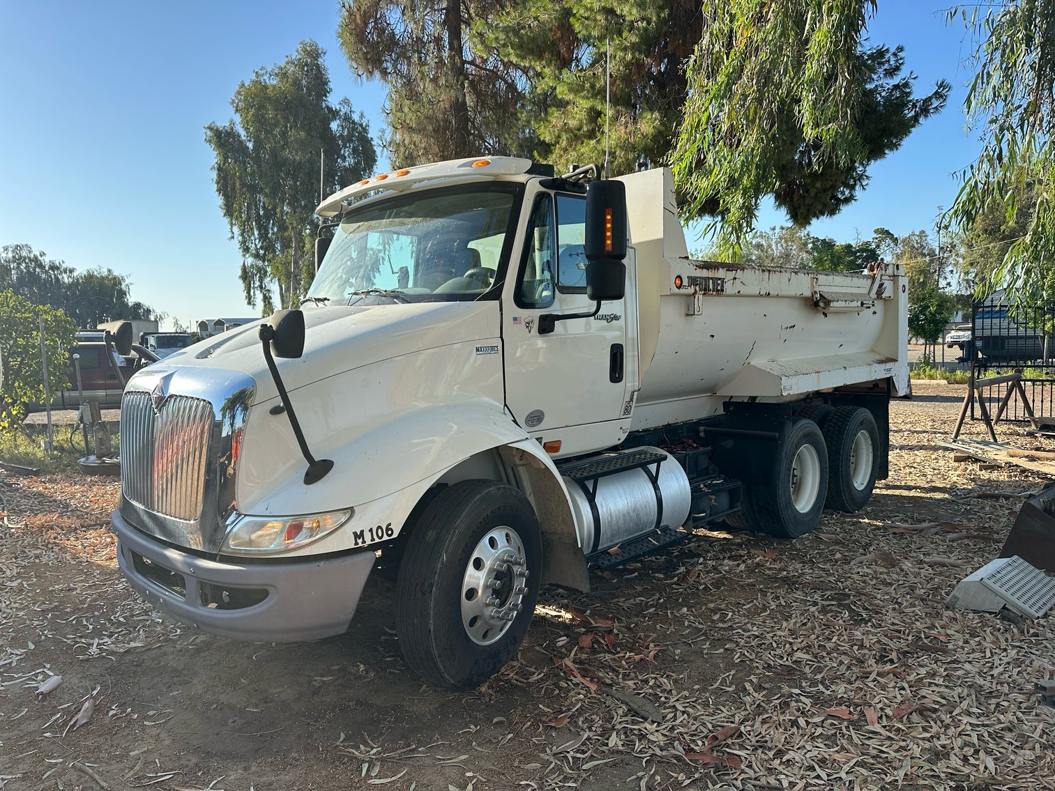 Image for 2013 International 8600 T/A Dump Truck