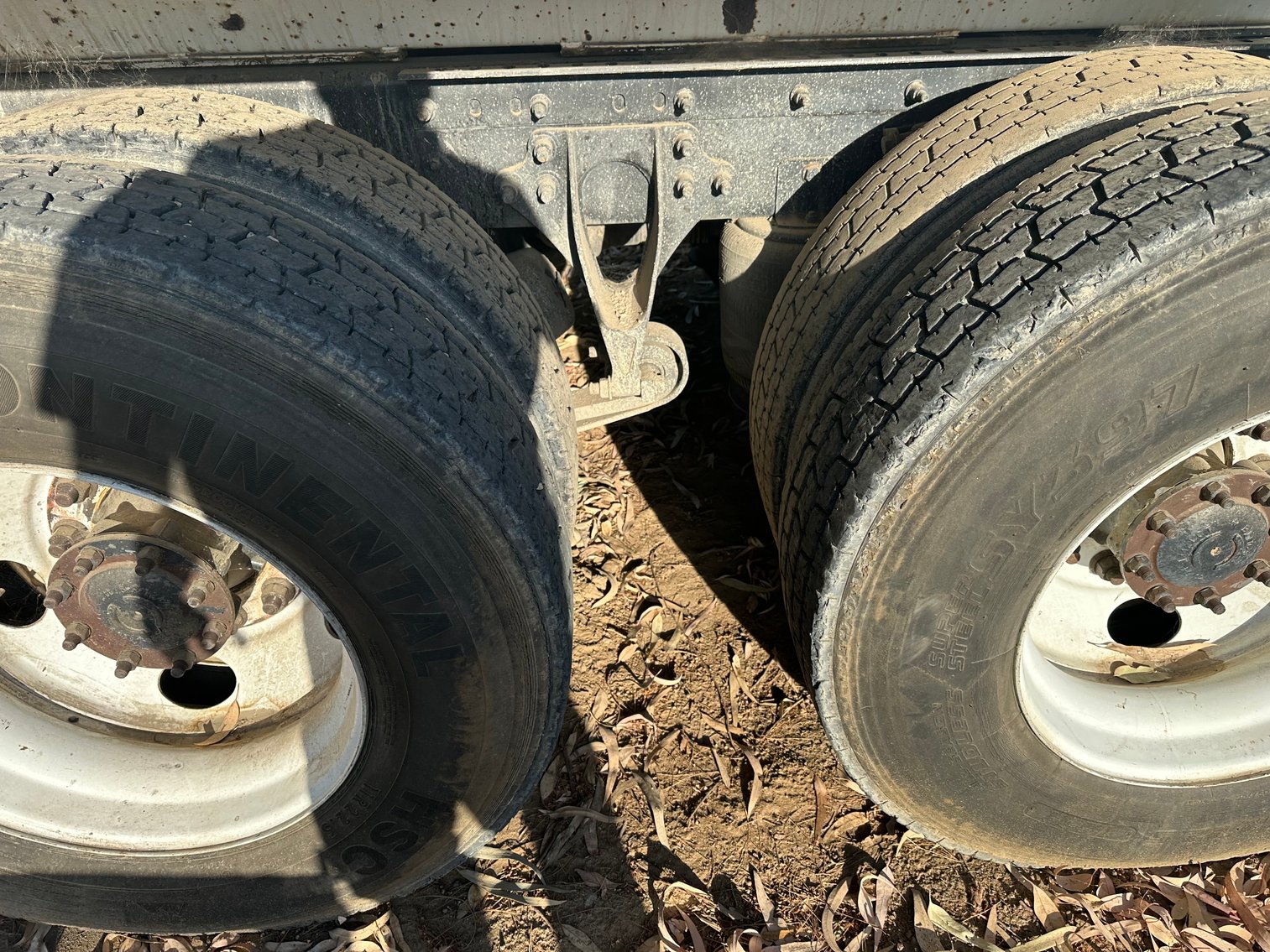 Image for 2013 International 8600 T/A Dump Truck