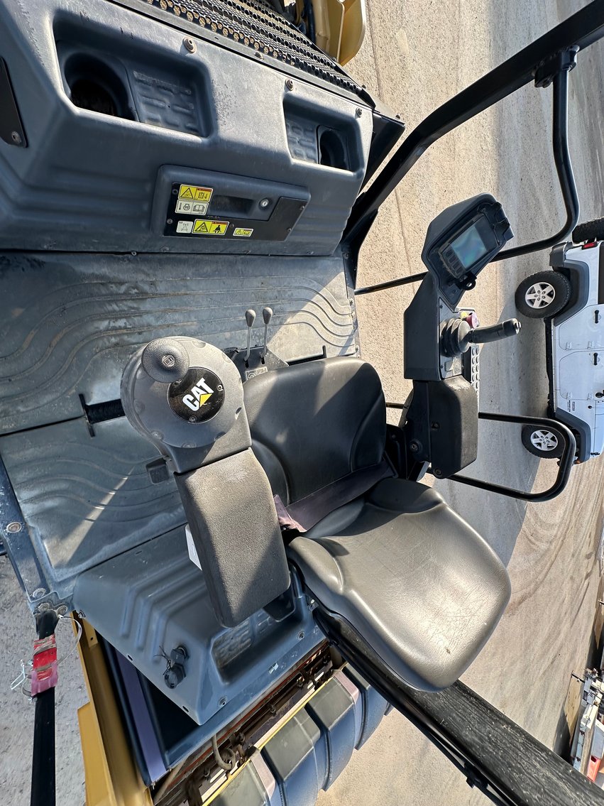 Image for 2018 Caterpillar CB7