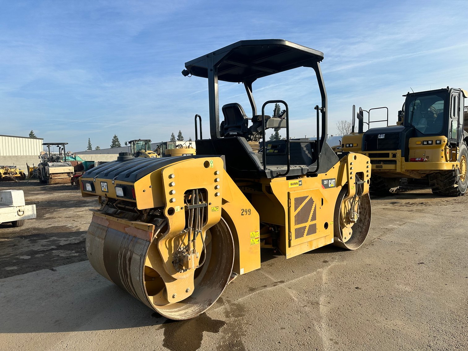 Image for 2018 Caterpillar CB7