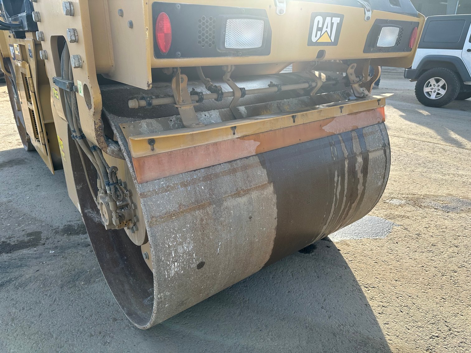 Image for 2018 Caterpillar CB7