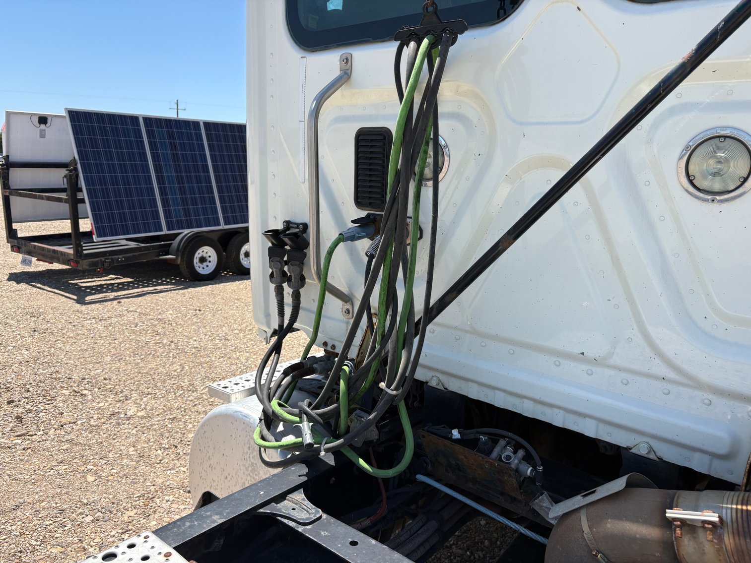 Image for 2012 Freightliner Cascadia