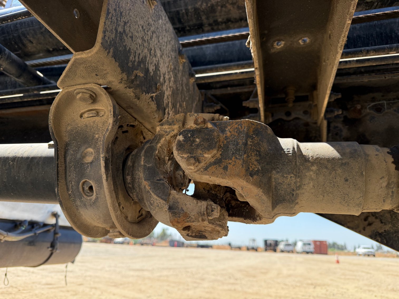 Image for 2012 Peterbilt 348 T/A Roll-Off Truck