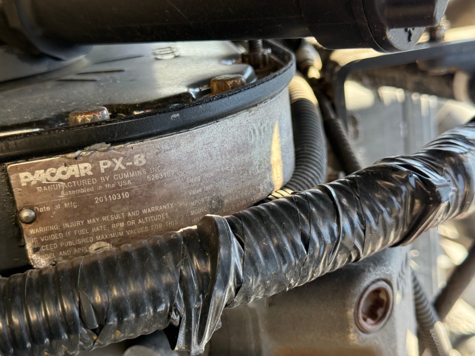 Image for 2012 Peterbilt 348 T/A Roll-Off Truck