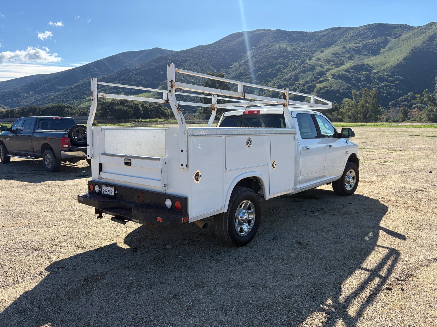 Image for 2013 Ram 3500 4X4 Utility Truck