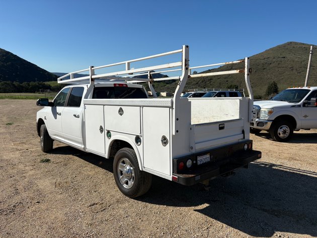 Image for 2013 Ram 3500 4X4 Utility Truck