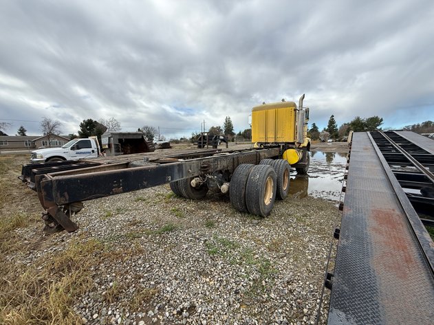 Image for 1979 Kenworth W900A T/A Cab and Chassis