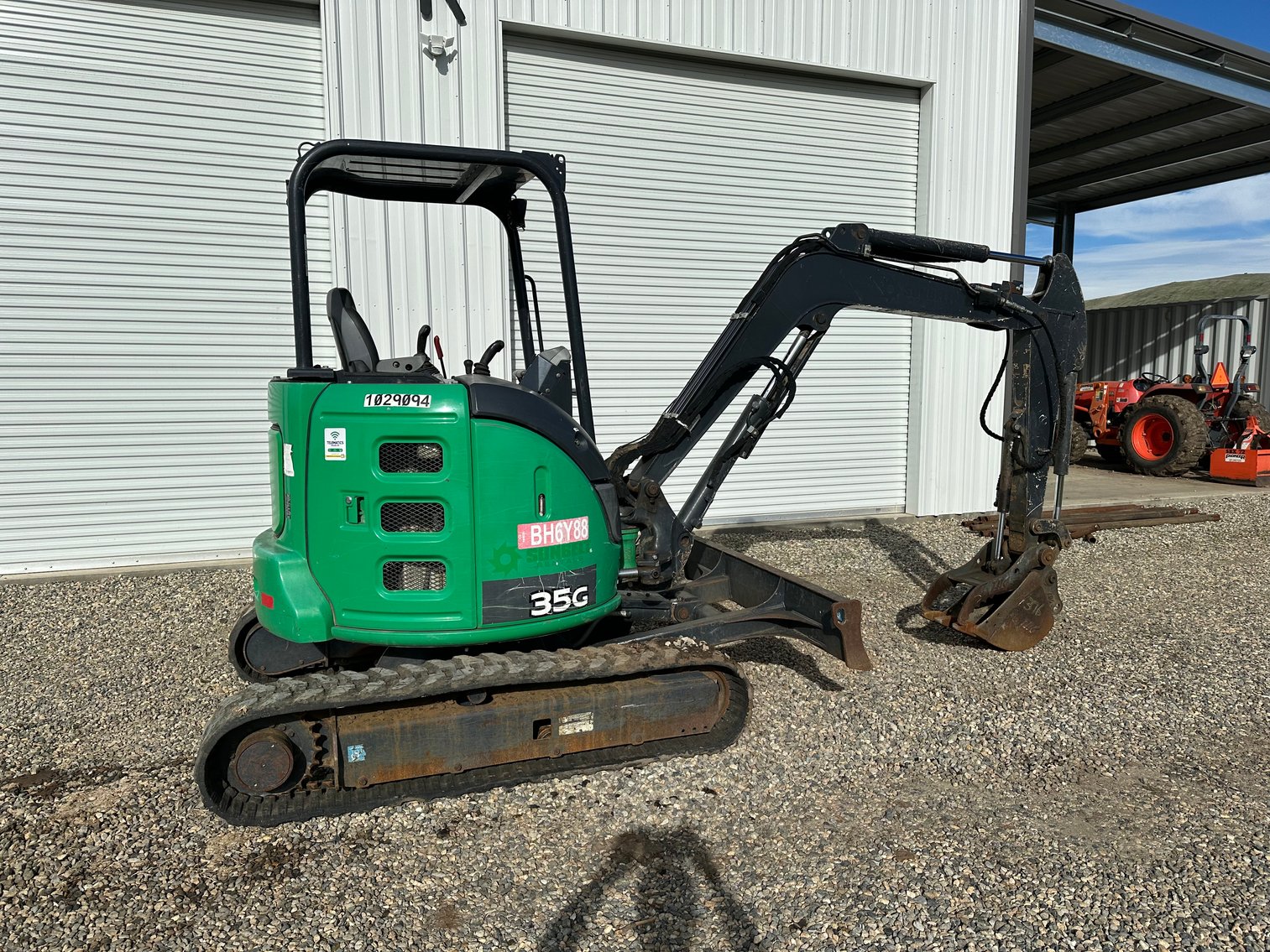 Image for 2017 John Deere 35G Mini Excavator