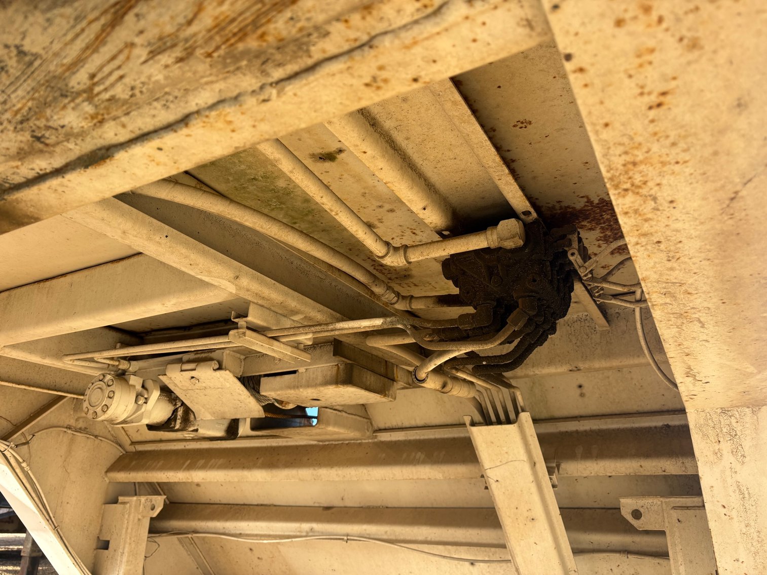 Image for Wilson Drop Deck Trailer with hydraulic tail and winch