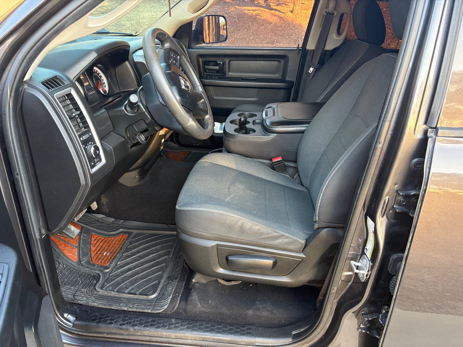 Image for 2021 Ram 1500 Classic, $19,000