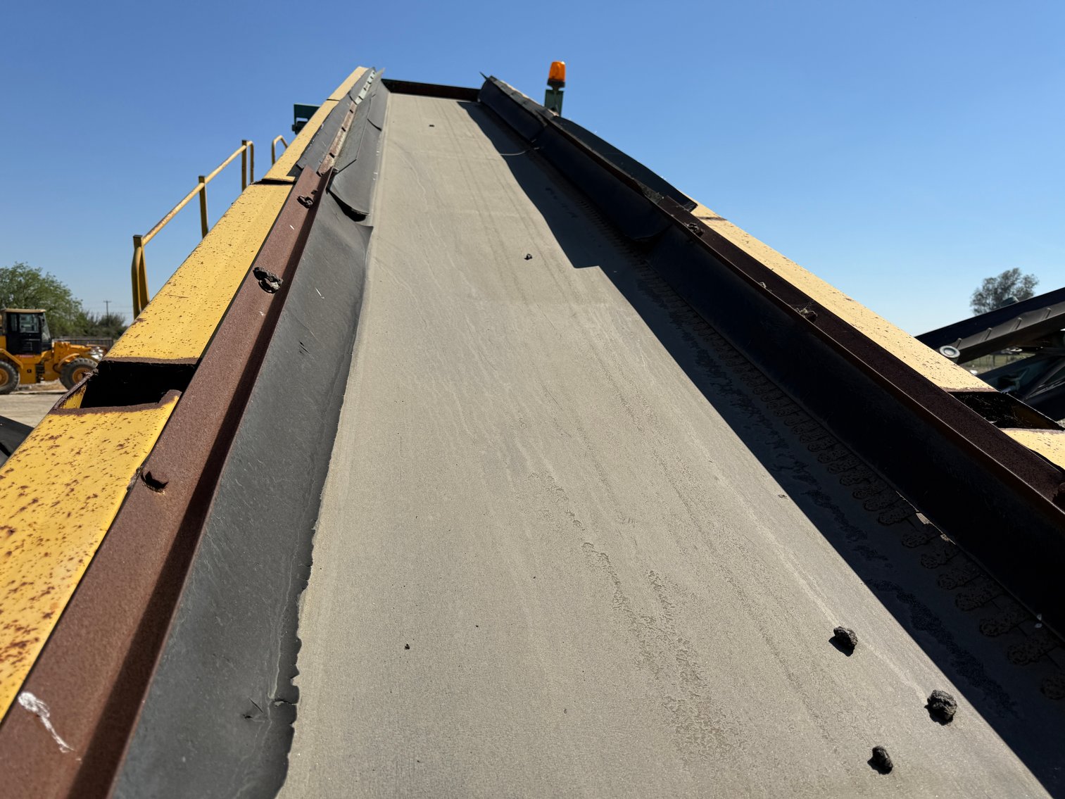 Image for 2002 Trident Screen