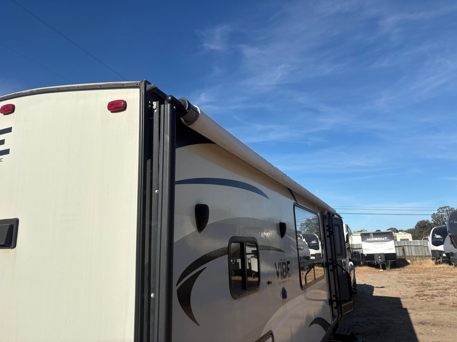 Image for 2015 Forest River Vibe 268RKS Extreme Lite Travel Trailer, $15,000
