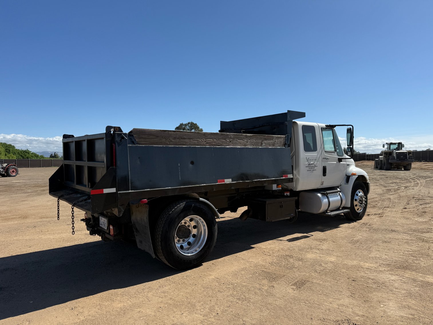 Image for 2012 International 4300 S/A Dump Truck
