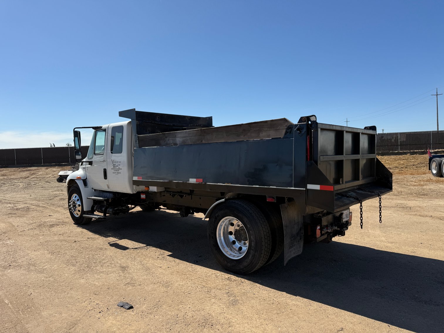 Image for 2012 International 4300 S/A Dump Truck