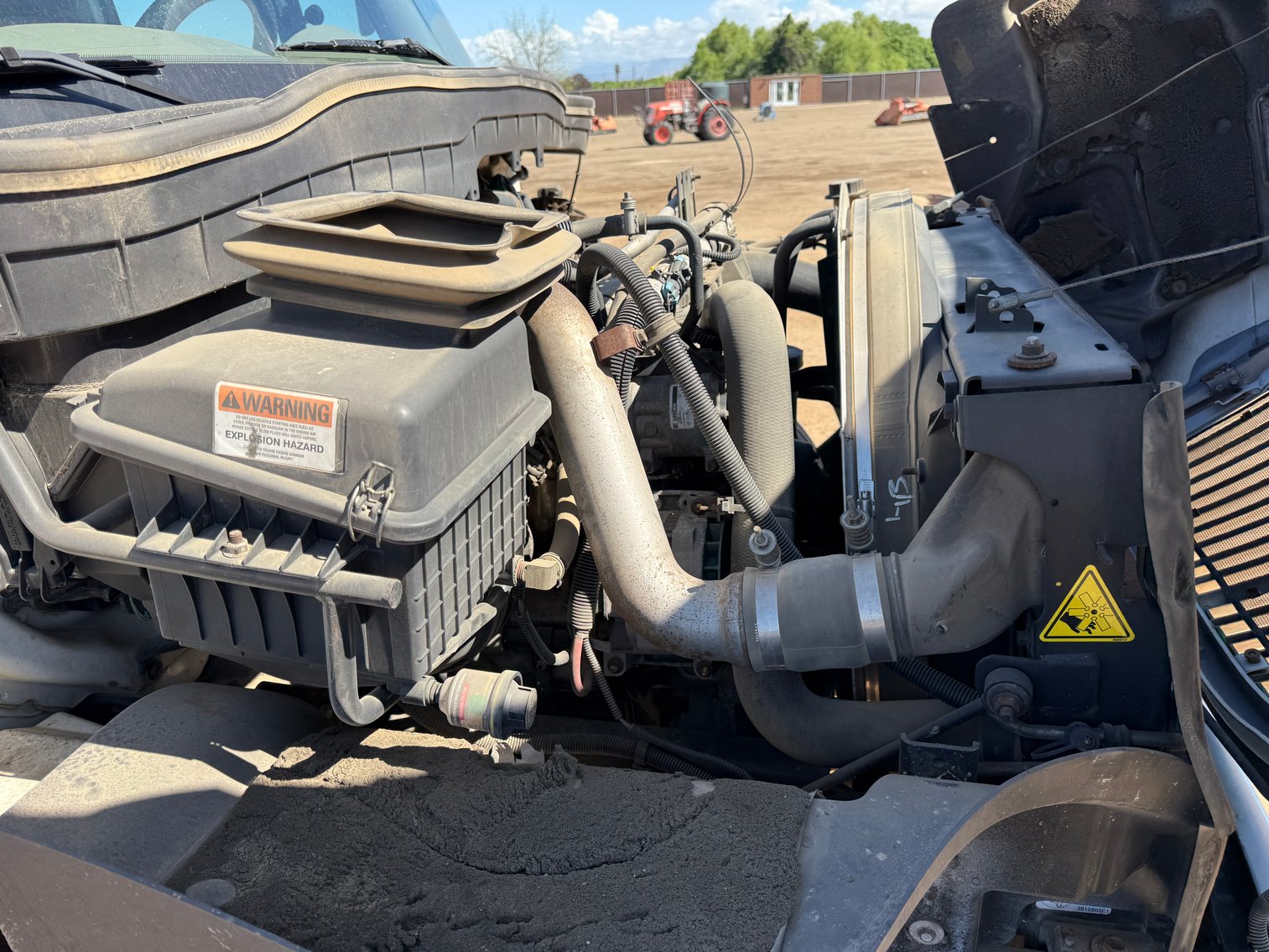 Image for 2012 International 4300 S/A Dump Truck
