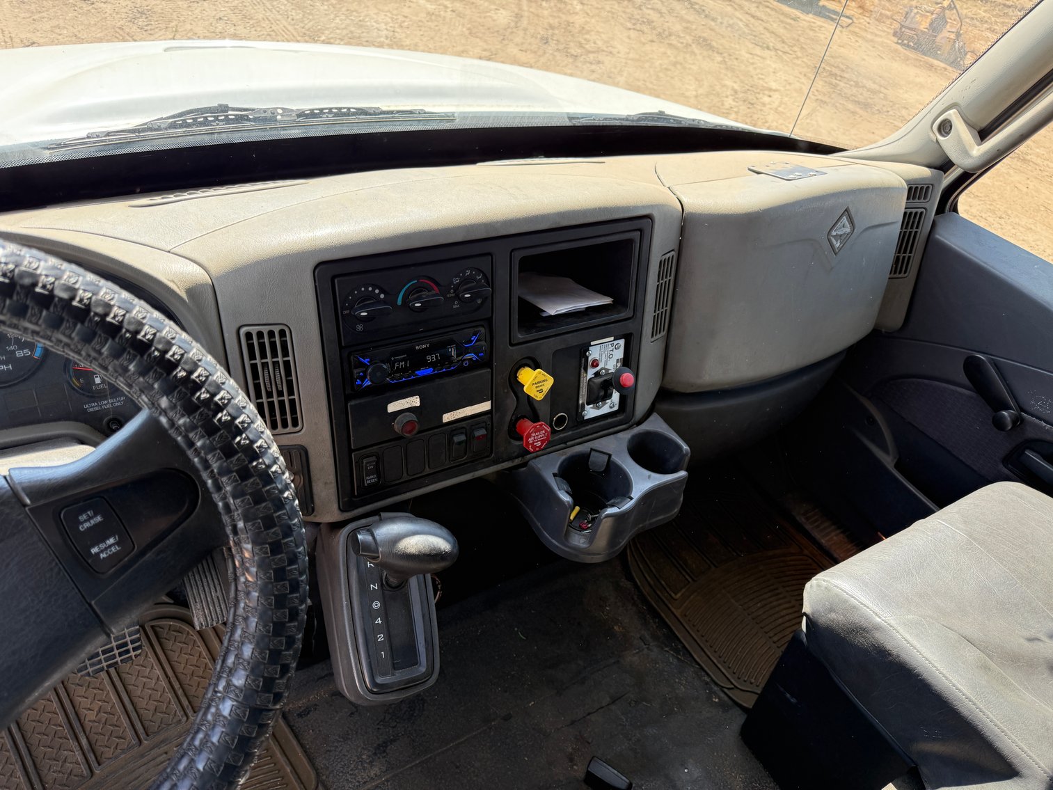 Image for 2012 International 4300 S/A Dump Truck