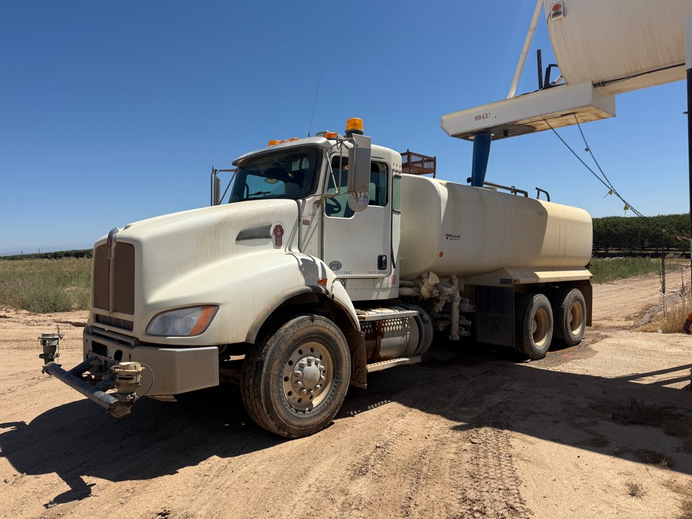 Image for 2022 Kenworth T/A Water Truck