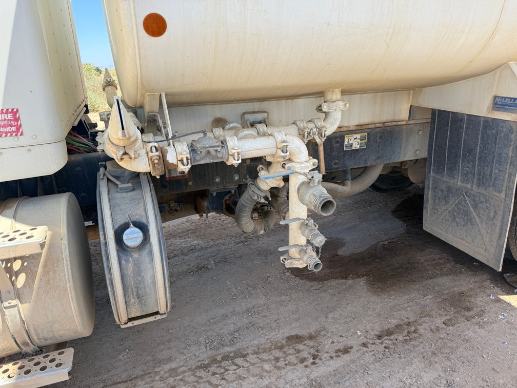 Image for 2022 Kenworth T/A Water Truck