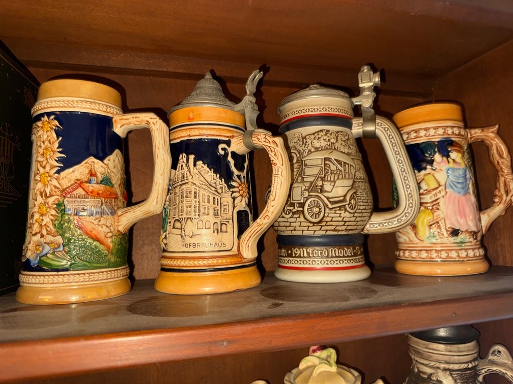 Image for Fayetteville, AR – Furniture, Quilts, Crystal, Kitchenware, Patio Furniture, Tools & More