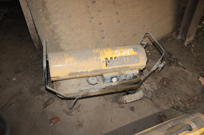 Image for 135,000 BTU Torpedo Heater