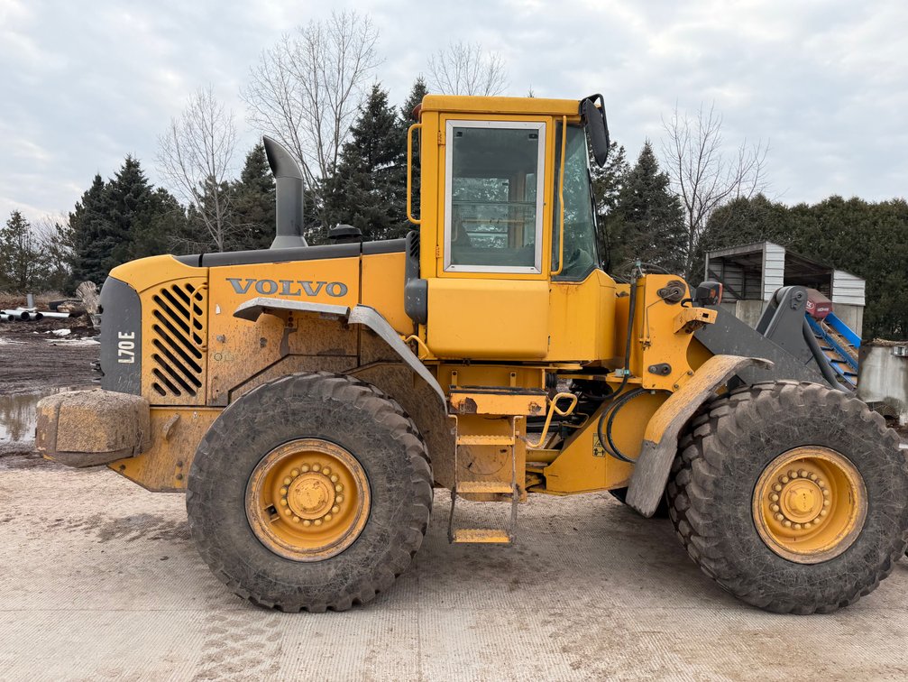 Image for 2004 Volvo L70E