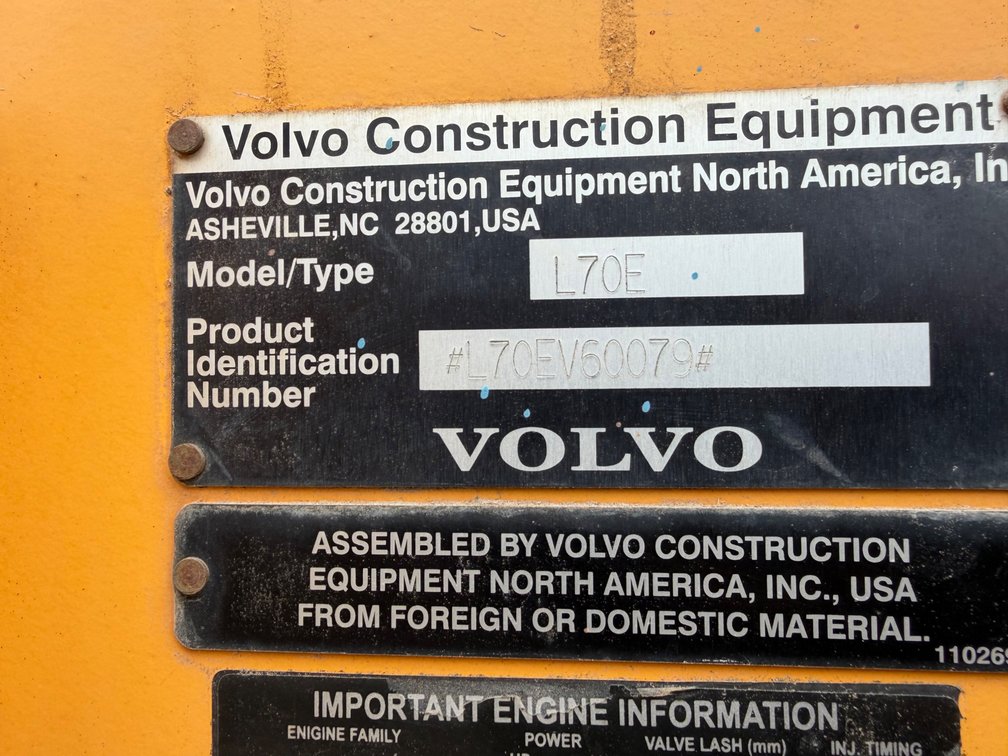 Image for 2004 Volvo L70E