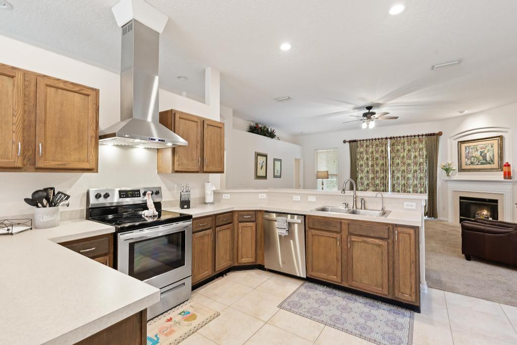 Image for Stunning Home in Prime Mandarin Location! 