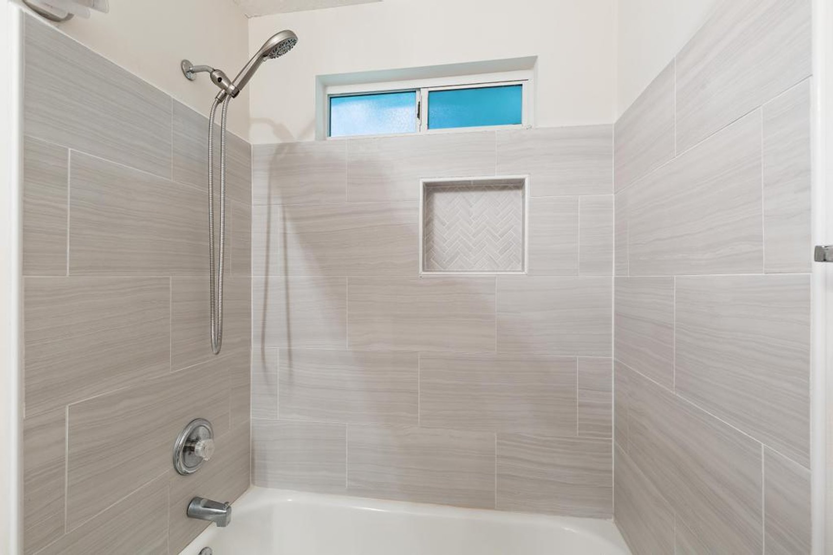 Image for Stunning Home in Prime Mandarin Location! 