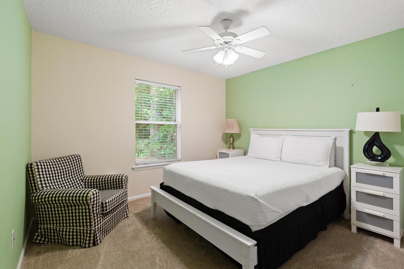 Image for Stunning Home in Prime Mandarin Location! 